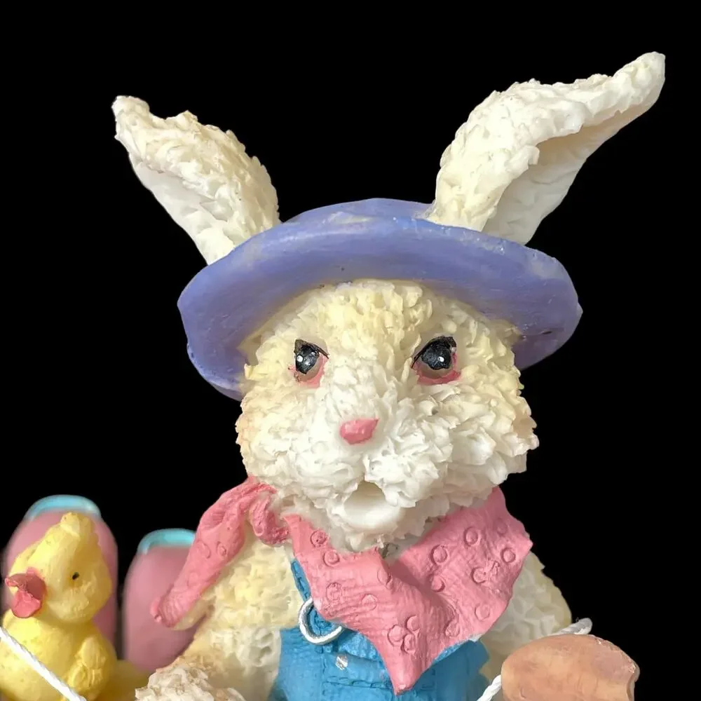 Resin Bunny Rabbit Pair with Bumblebee & Butterfly on Spring Vintage Decor